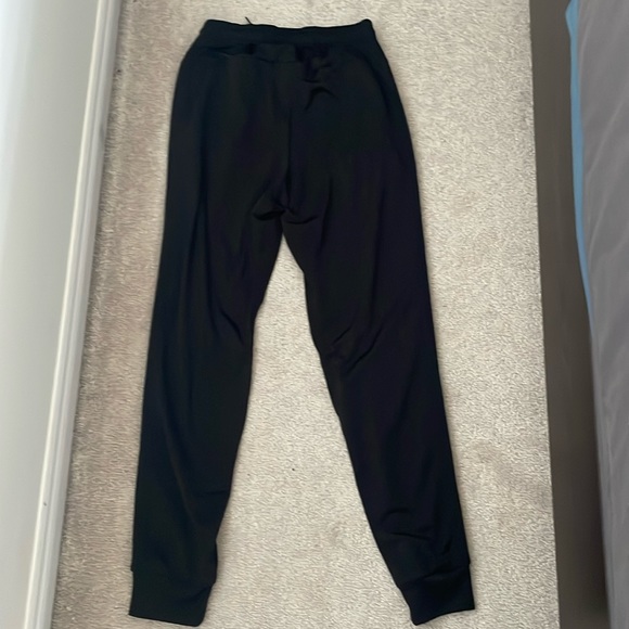Adidas pants - Picture 4 of 4